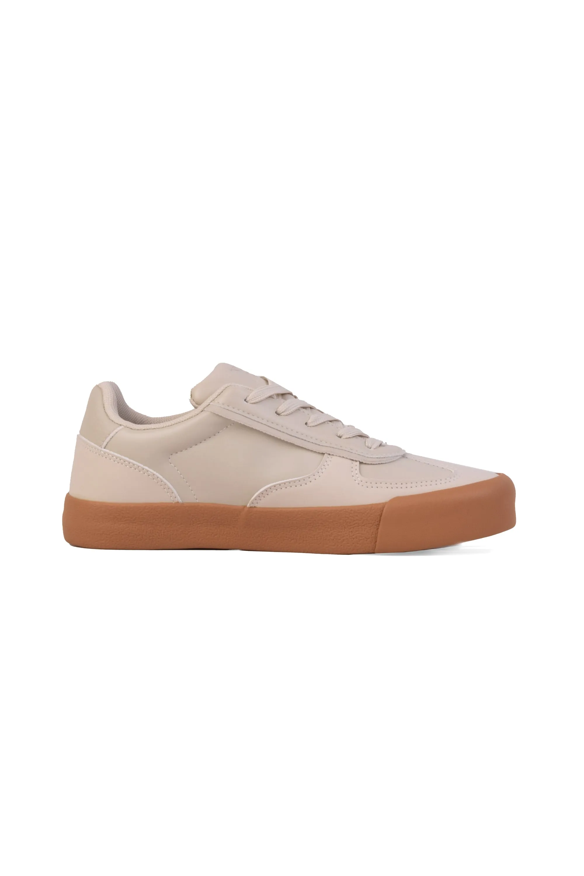01-5144 Comfy Flat Sneaker