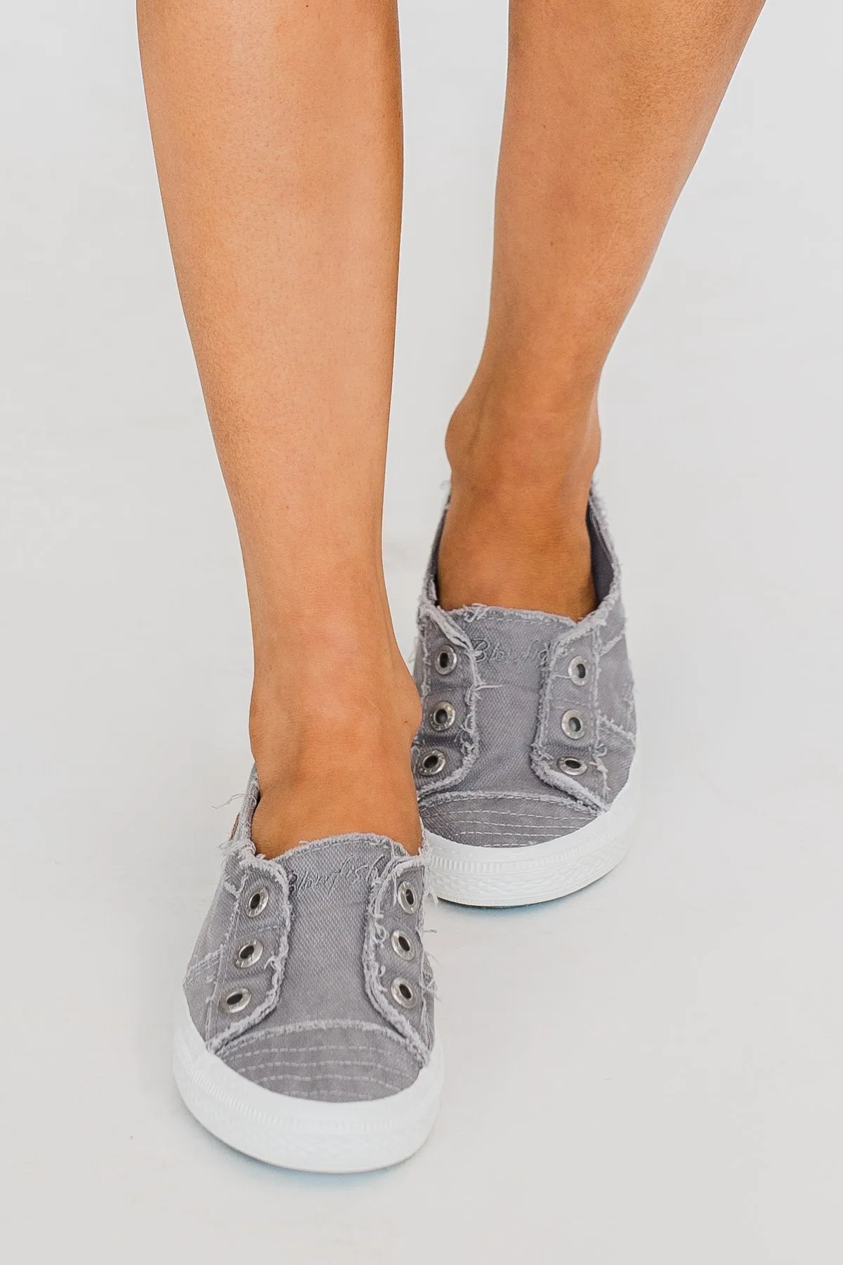 Blowfish Aussie Sneakers- Dirty Gray Smoked