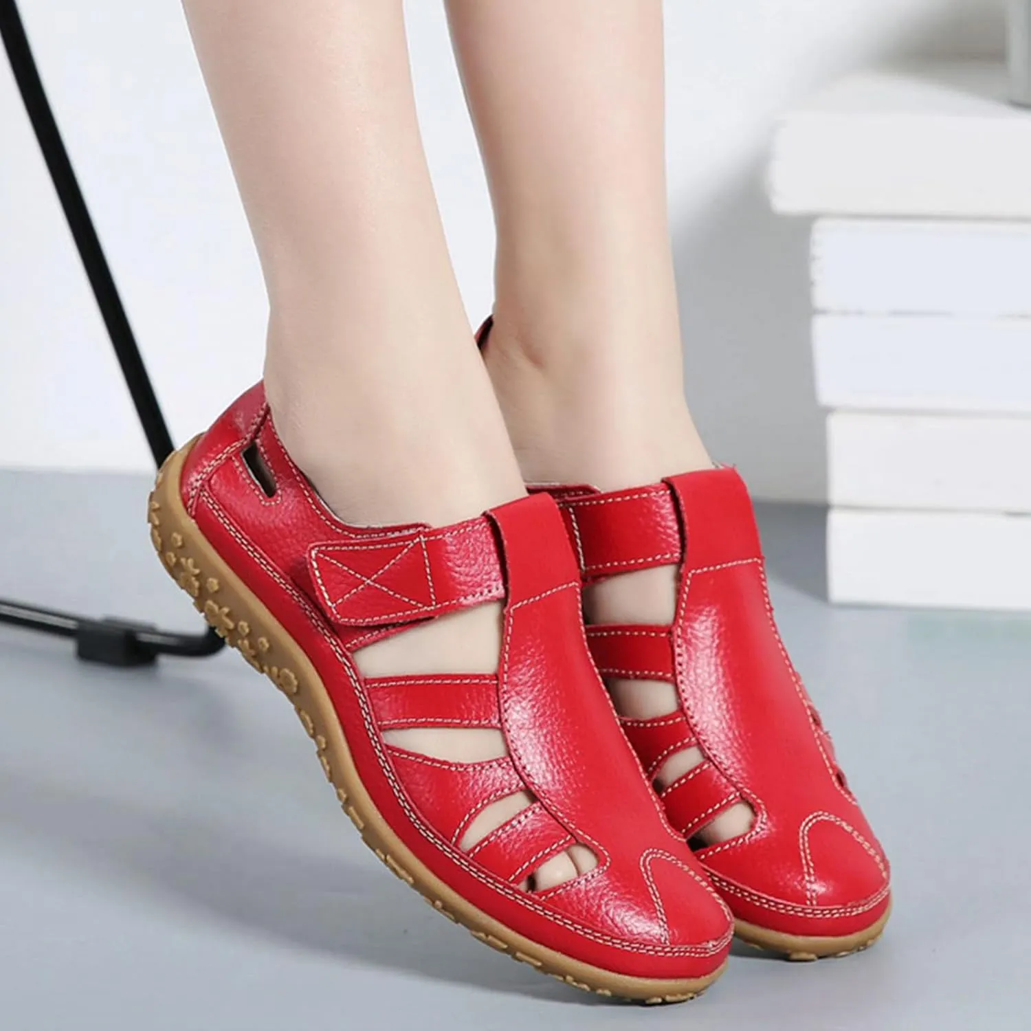 Fisherman Sandals for Women 2025 Summer Casual Closed Toe Leather Sandals Non-Slip Sole Hollow Out Walking Sandal Magic Tape Soft Sole Orthopedic Beach Shoes Outdoor Activities Shoes