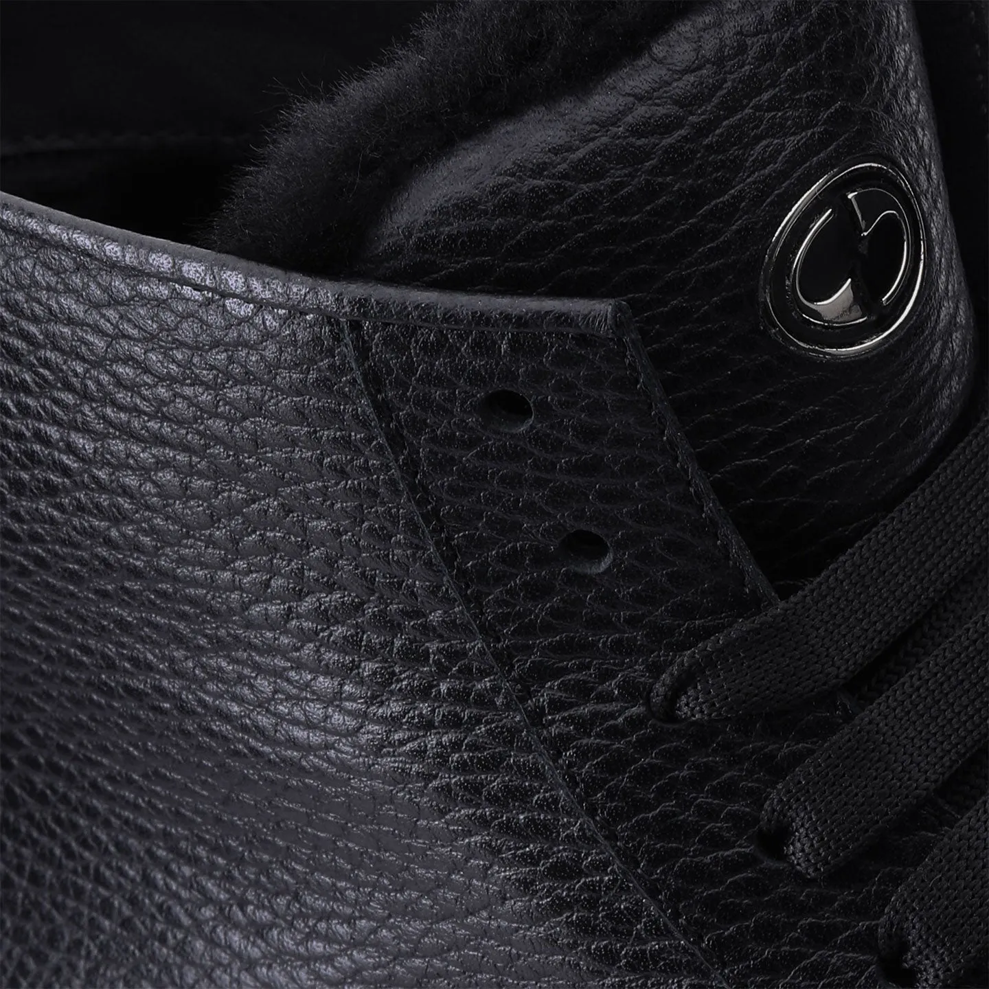 Men's Black Insulated High-Top Sneaker
