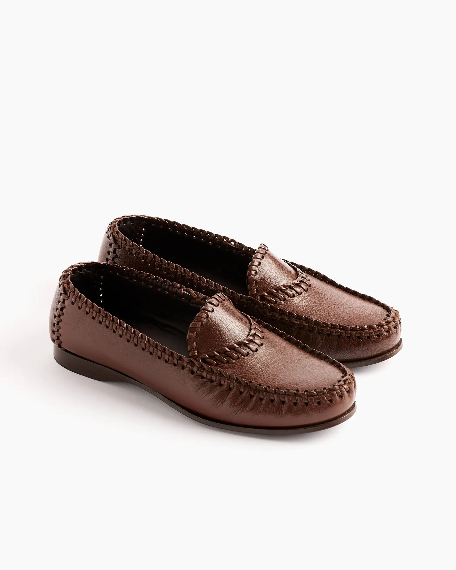 Sastre Supple Shiny Loafer in Chestnut