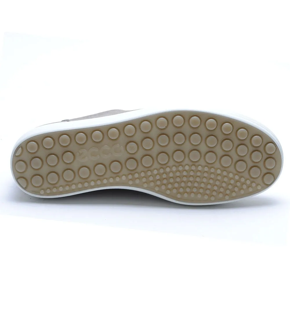 Soft 7 Sneaker