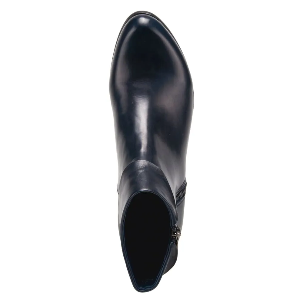 Spring Step Shoes Stockholm Women's Sophisticated and Stylish Leather Ankle Boots
