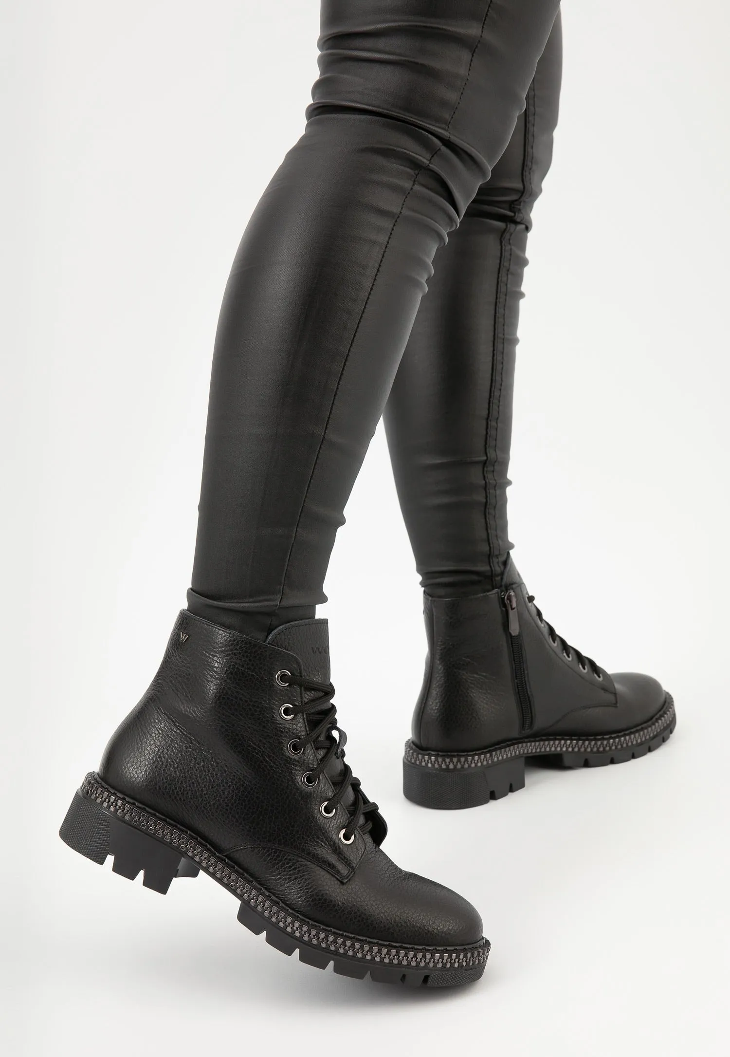Wojas Black Leather Insulated Ankle Boots with Silver Zipper on The Sole | 6409851